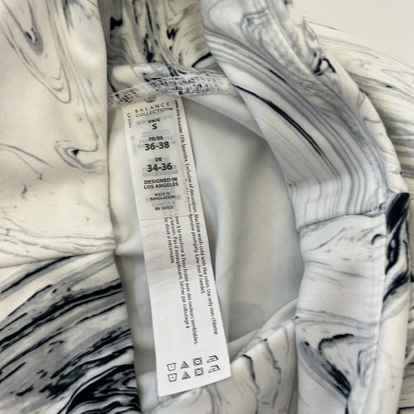 Balance collection leggings size S new without tag - Picture 4 of 5